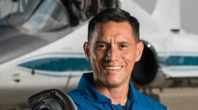 Juan Rubio 800x445 - Talento Salvadoreño podría ser astronauta de la NASA.
