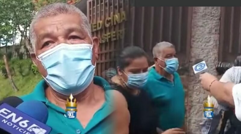 PicsArt 11 18 07.26.52 800x445 - Periodistas no respetan el dolor ajeno y acorralan a padre doliente para obtener exclusiva.