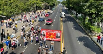 Fracasa marcha para pedir que se quite el Régimen de Excepción en El Salvador este 01 de Mayo.