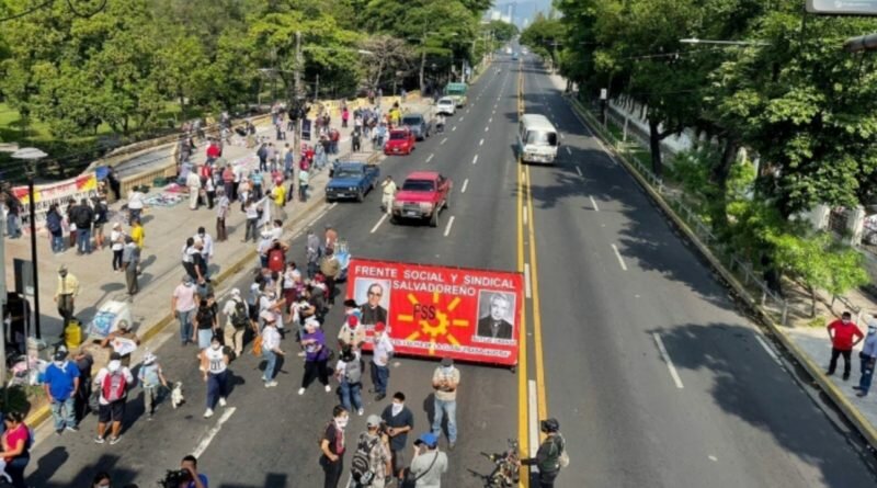 Fracasa marcha para pedir que se quite el Régimen de Excepción en El Salvador este 01 de Mayo.