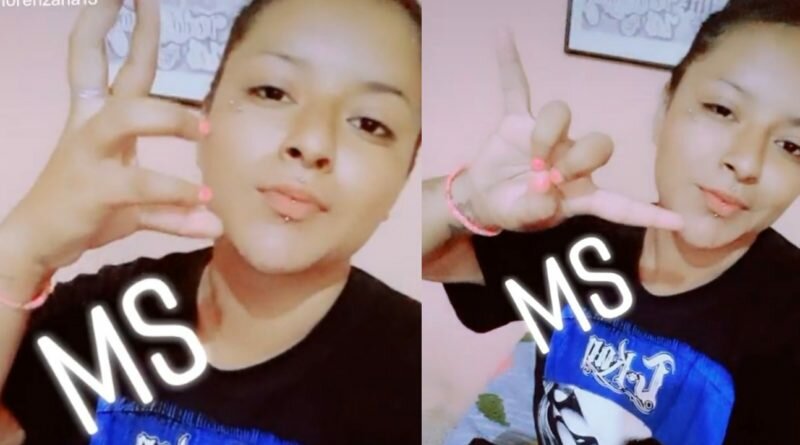 Noemy, la pandillera que busca ser famosa en tiktok y que pide a gritos a la PNC de El Salvador.