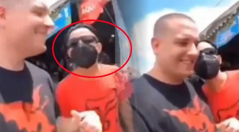Piden identificar a vendedor informal marero que intimidó a turista con su Mara Salvatrucha.